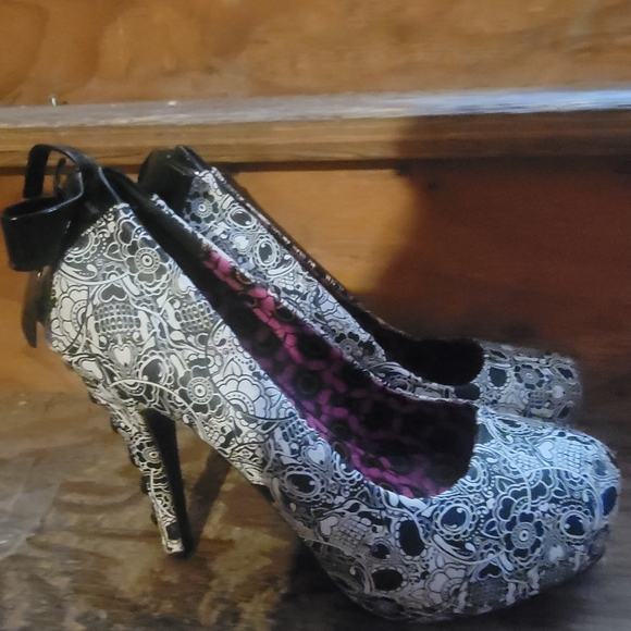 Ironfist heels - Picture 4 of 4